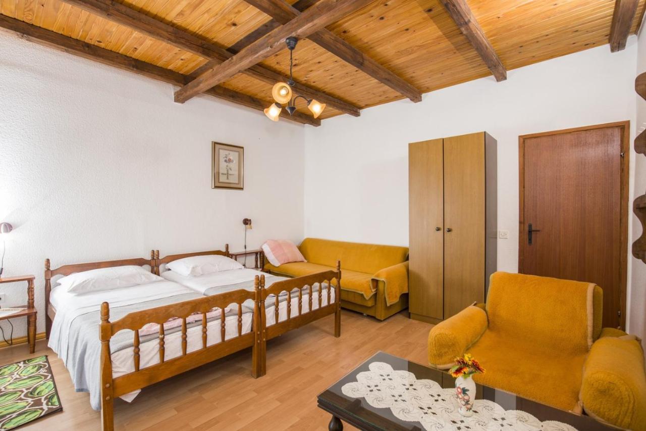 Apartment Vili Pinezići Kültér fotó